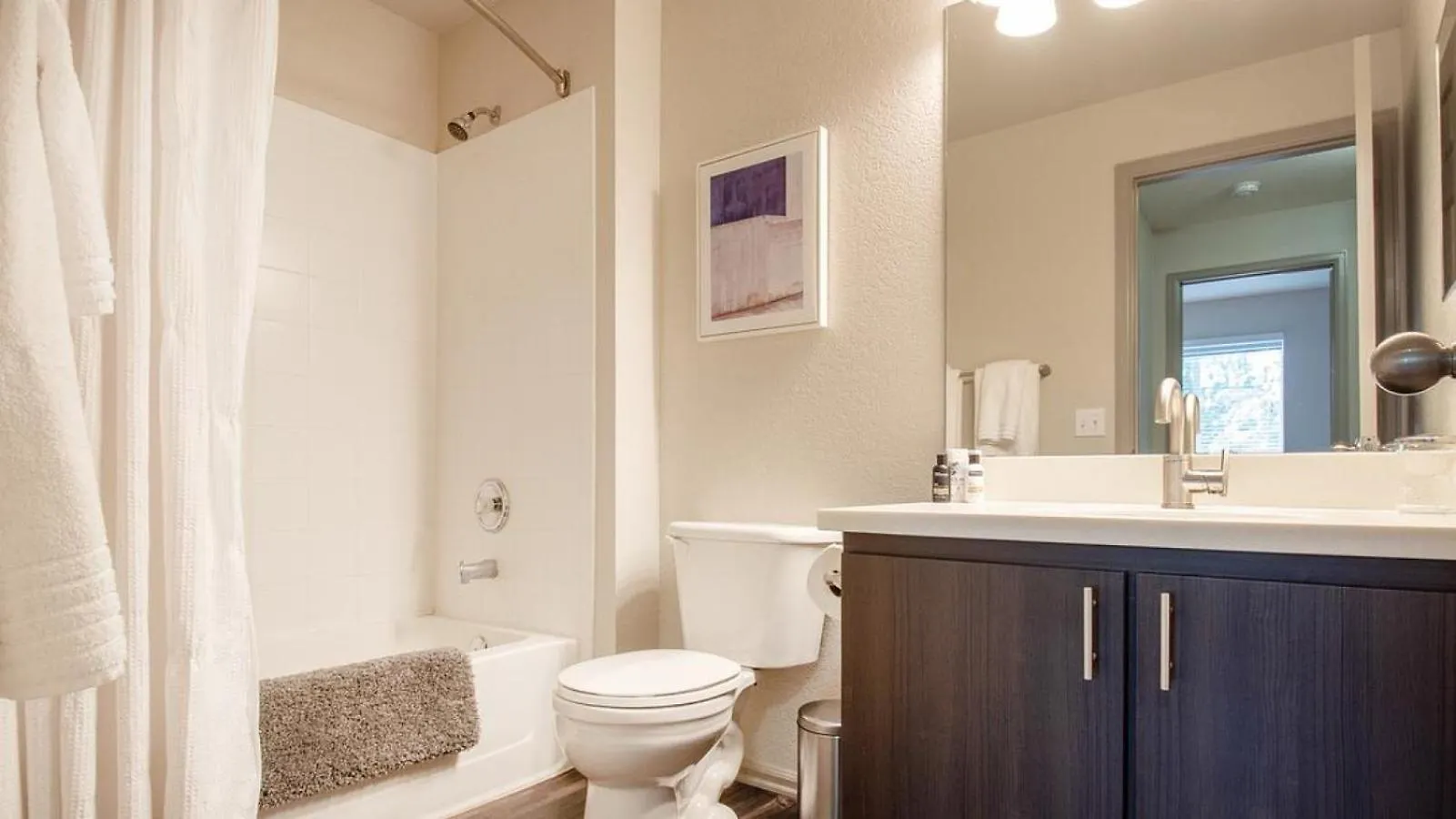 Landing Modern Apartment With Amazing Amenities Denver 0*,